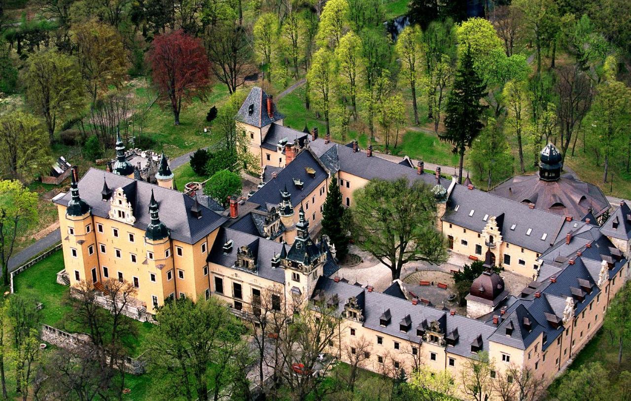 Zamek Kliczkow Hotel Exterior photo